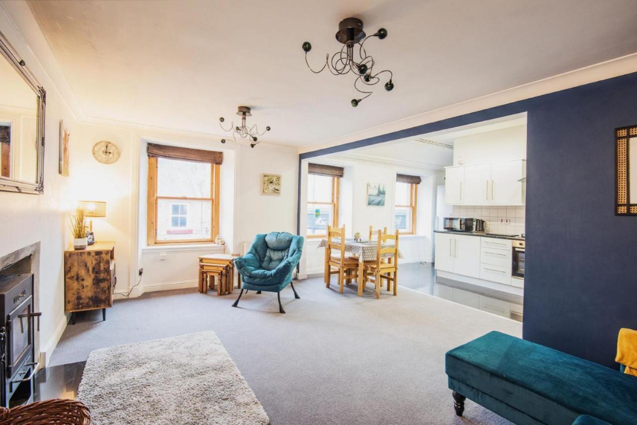 Unique 2 Bedroom Flat Kirrie Scotland Apartment