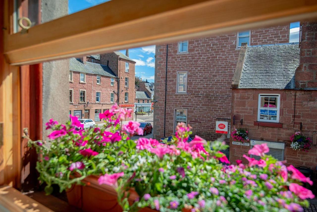 Apartment Unique 2 Bedroom Flat Kirrie Scotland